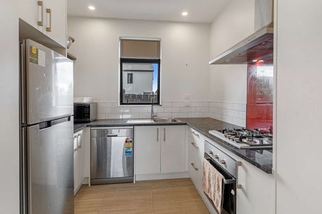 Photo of property in 21 Alliance Lane, Papakura, 2110