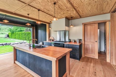 Photo of property in 302 Whitecliffs Road, Whitecliffs, Coalgate, 7673