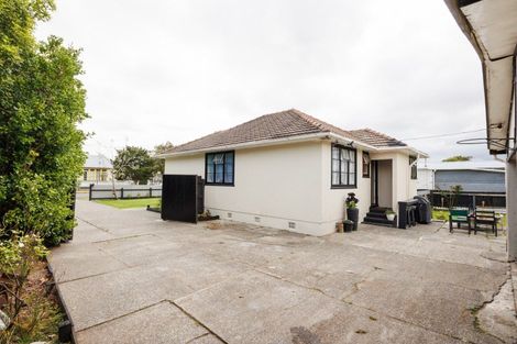 Photo of property in 47 Alexandra Street, Marton, 4710