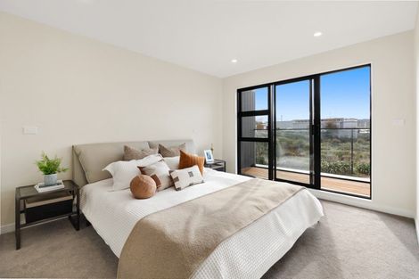 Photo of property in 128 Vintry Drive, Kumeu, 0810