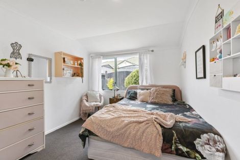 Photo of property in 122 Dalton Drive, Papamoa Beach, Papamoa, 3118