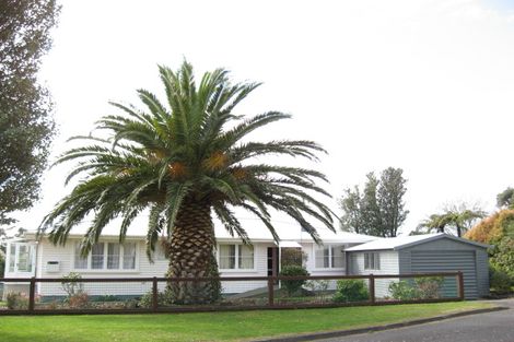 Photo of property in 2 Antonia Place, Bell Block, New Plymouth, 4312