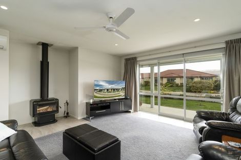 Photo of property in 2 Quail Close, Alexandra, 9320