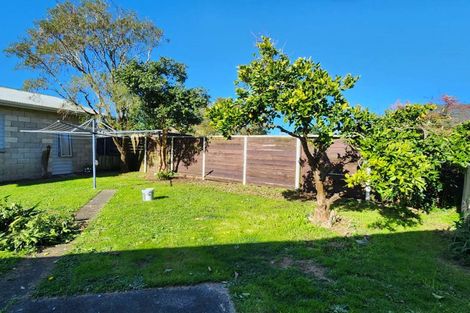 Photo of property in 11 Holden Place, Manukau, Auckland, 2025