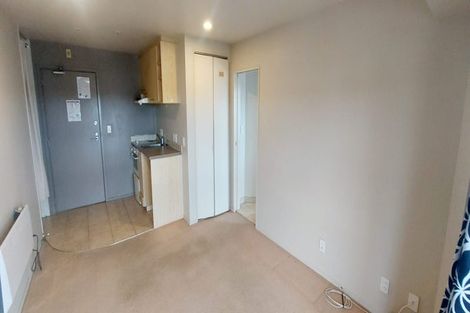 Photo of property in 4m/10 Crown Lynn Place, New Lynn, Auckland, 0600