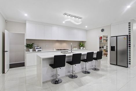 Photo of property in 16 Catherine Mclean Road, Pukekohe, 2120