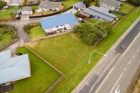 Photo of property in 16 Lydia Place, Kelvin Grove, Palmerston North, 4414
