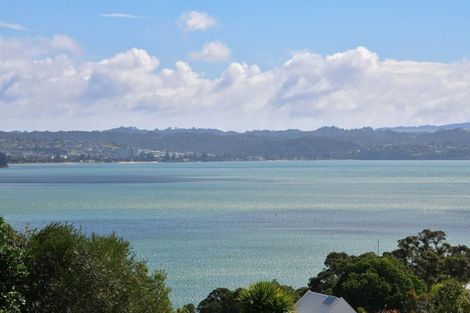 Photo of property in 14 Melandra Road, Stanmore Bay, Whangaparaoa, 0932
