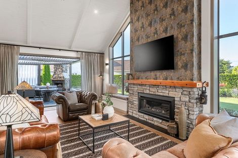 Photo of property in 14 Shadbolt Drive, Leamington, Cambridge, 3432