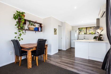 Photo of property in 37 Beaumaris Crescent, Ascot Park, Porirua, 5024