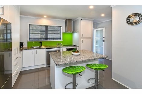 Photo of property in 2b Chestnut Road, Papatoetoe, Auckland, 2025