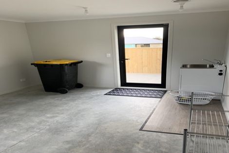 Photo of property in 2 Tarata Grove, Lansdowne, Masterton, 5810