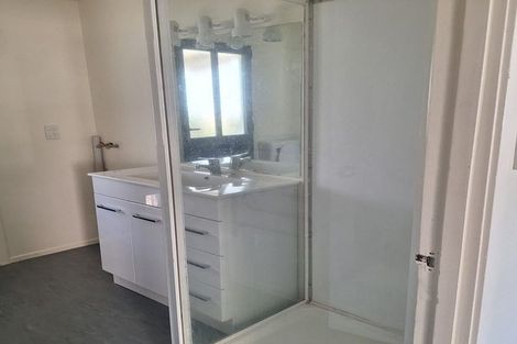 Photo of property in 97 Manuka Road, Bayview, Auckland, 0629