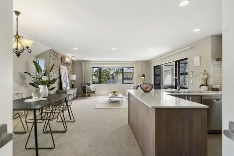 Photo of property in 1/1 Harley Road, Takapuna, Auckland, 0622