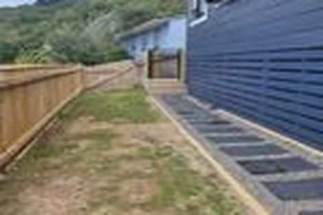 Photo of property in 7 Westra View, Tawa, Wellington, 5028