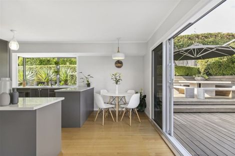 Photo of property in 6 Stott Avenue, Birkdale, Auckland, 0626