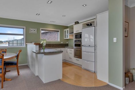 Photo of property in 16 Pah Road, Onerahi, Whangarei, 0110