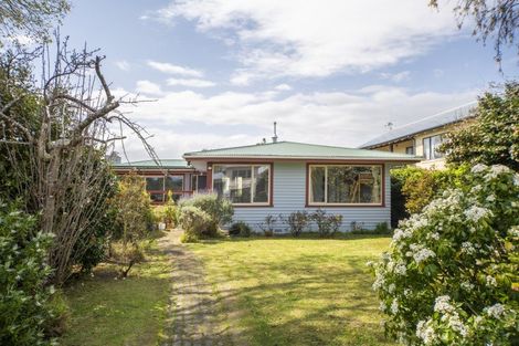 Photo of property in 39 Lincoln Terrace, Hokowhitu, Palmerston North, 4410