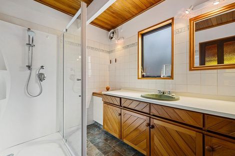 Photo of property in 24 Bayview Place, Cass Bay, Lyttelton, 8082