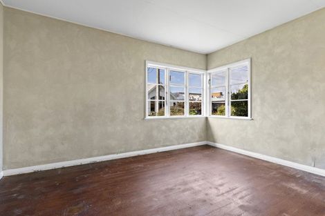 Photo of property in 17 Ohio Street, Martinborough, 5711