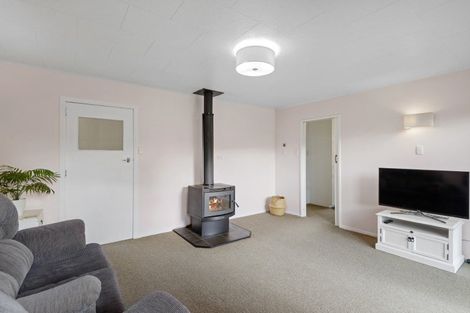 Photo of property in 5 Thomas Street, Kirwee, Darfield, 7571