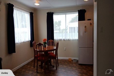 Photo of property in 39 Daniell Street, Featherston, 5710