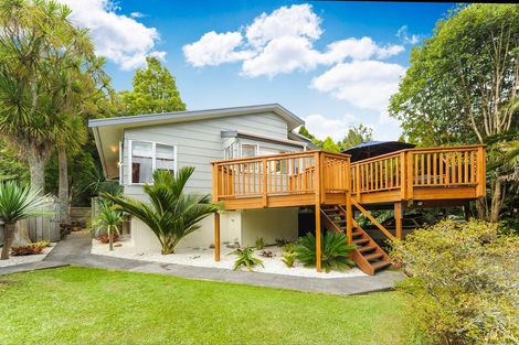 Photo of property in 103 Wirihana Road, Titirangi, Auckland, 0604