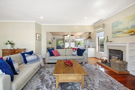 Photo of property in 3 Sale Street, Cockle Bay, Auckland, 2014