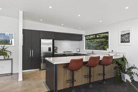 Photo of property in 58a Brois Street, Frankleigh Park, New Plymouth, 4310