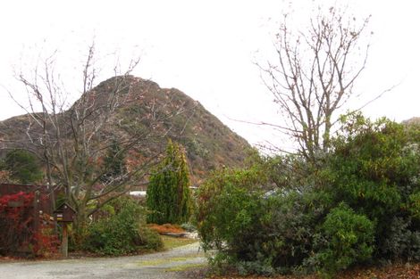 Photo of property in 2 Shaw Street, Arrowtown, 9302