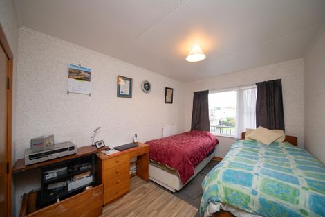 Photo of property in 8 Bradford Place, Awapuni, Palmerston North, 4412