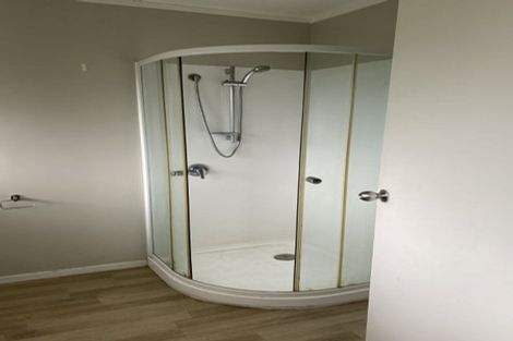 Photo of property in 2/12 Oakley Avenue, Claudelands, Hamilton, 3214