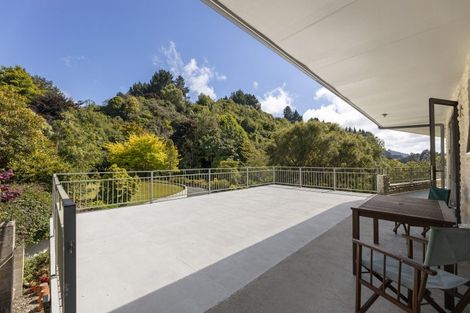 Photo of property in 33 Blanket Bay Road, Sawyers Bay, Port Chalmers, 9023