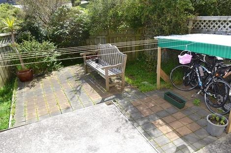 Photo of property in 78 Woodhouse Avenue, Karori, Wellington, 6012