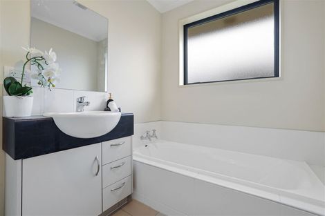 Photo of property in 1 James Hight Drive, Halswell, Christchurch, 8025