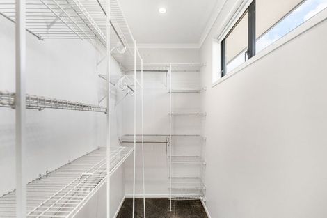 Photo of property in 15 Pyne Crescent, Pokeno, 2402