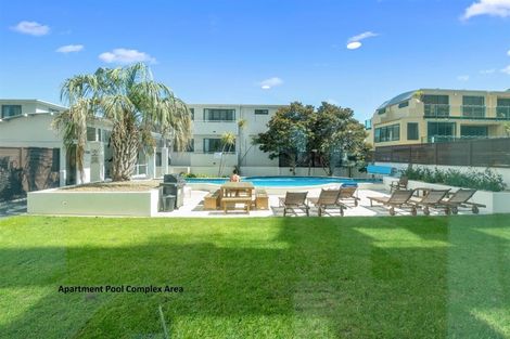 Photo of property in 12 Maunganui Road, Mount Maunganui, 3116