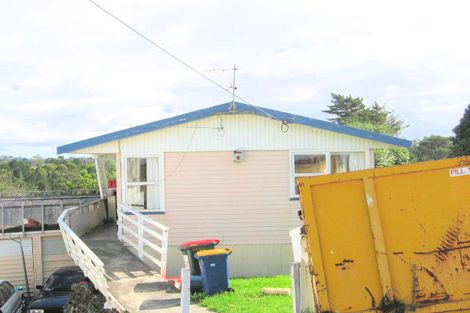 Photo of property in 1026 East Coast Road, Fairview Heights, Auckland, 0630