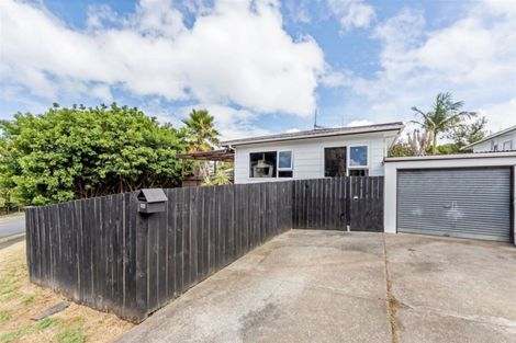 Photo of property in 1/29 Cranston Street, Torbay, Auckland, 0632