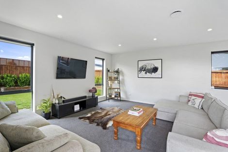 Photo of property in 25 Newbrook Terrace, Darfield, 7510