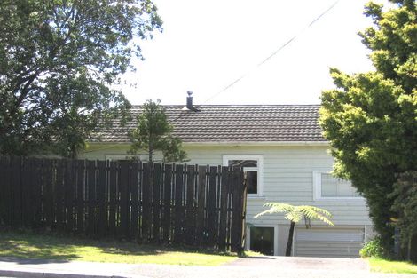 Photo of property in 77 Rangatira Road, Beach Haven, Auckland, 0626