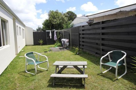 Photo of property in 5 Astrid Court, Awapuni, Palmerston North, 4412