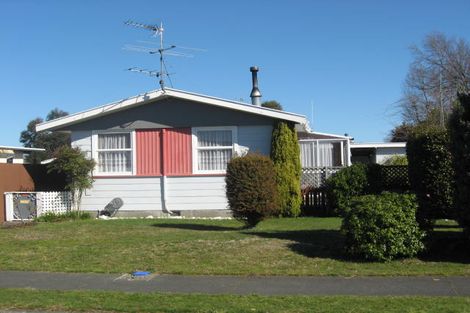 Photo of property in 21 Fisher Place, Carterton, 5713