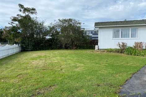 Photo of property in 83 Sunderlands Road, Half Moon Bay, Auckland, 2012