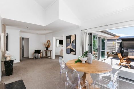 Photo of property in 650b Papamoa Beach Road, Papamoa Beach, Papamoa, 3118