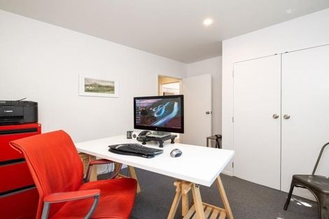 Photo of property in 35 Burns Road, Hospital Hill, Napier, 4110