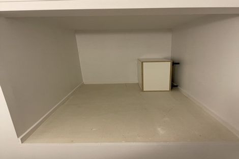 Photo of property in 48 Tiri Tiri Road, Birkdale, Auckland, 0626