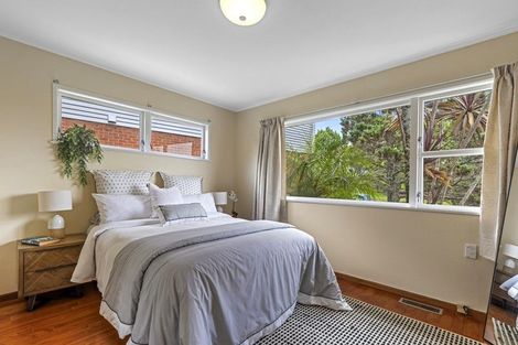 Photo of property in 20 Agincourt Street, Glenfield, Auckland, 0629