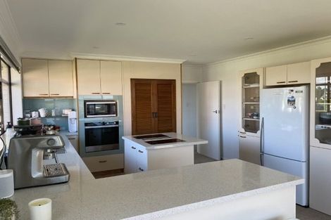 Photo of property in 21 Tirinui Crest Road, Otumoetai, Tauranga, 3110