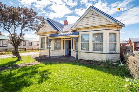 Photo of property in 16 Law Street, Caversham, Dunedin, 9012